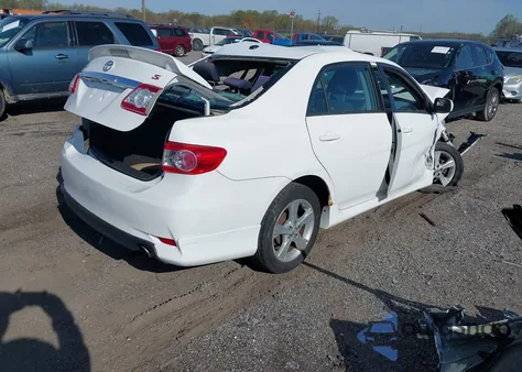 2011 Toyota Corolla S из США, поврежденный, VIN 2T1BU4EE7BC623648